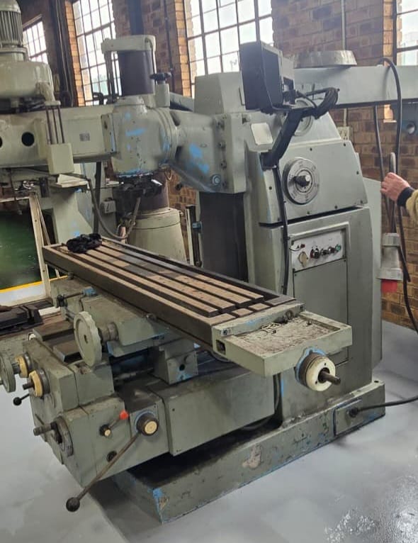 INDUMA NUMBER 5 UNIVERSAL MILL